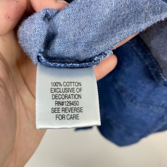 APT. 9 Medium Wash Blue Chambray Denim Jean 3/4 Sleeve Button Down Shirt - Picture 4 of 5